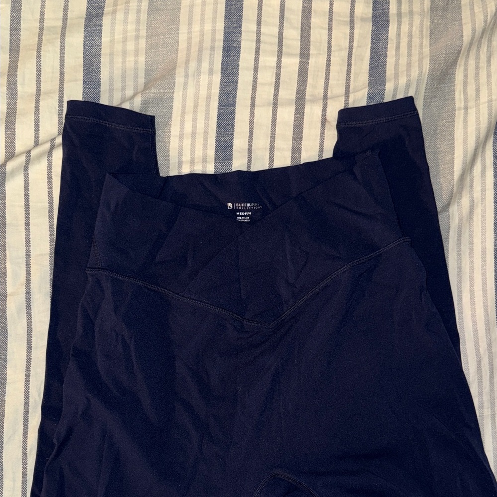 Buff bunny navy leggings - Picture 2 of 6